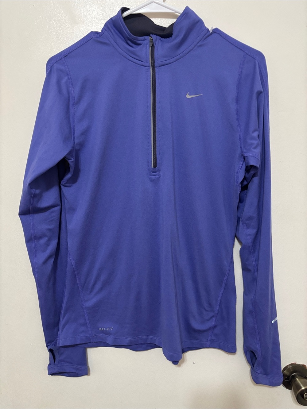 Nike women’s Purple/Periwinkle Blue Half-Zip Dri-FIT Performance Jacket